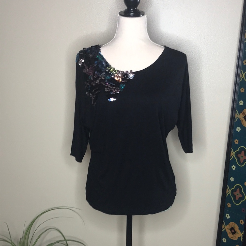 Forever 21 Sequence Top Size L